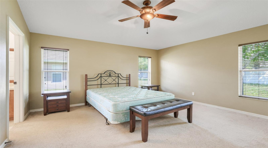 Kissimmee, Florida 34746, 3 Bedrooms Bedrooms, ,2 Bathroomsbathrooms,Residential,For Sale,Laparelle,Mfrs5124344