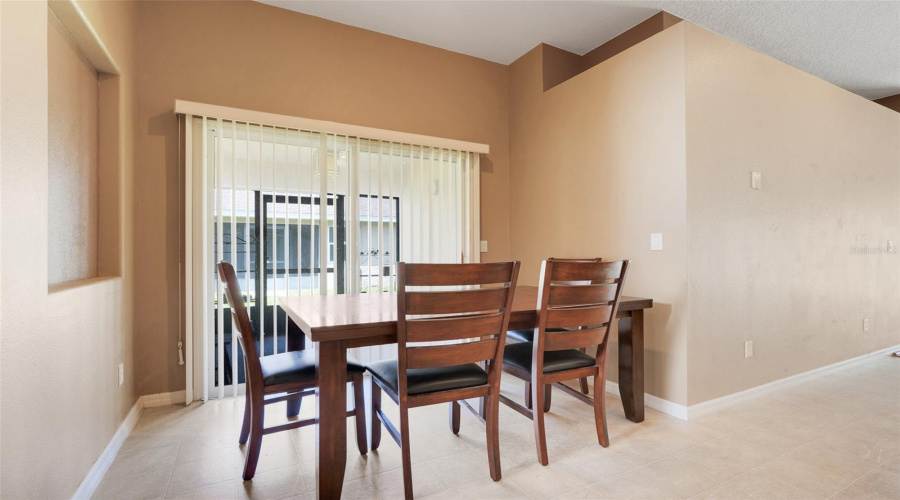 Kissimmee, Florida 34746, 3 Bedrooms Bedrooms, ,2 Bathroomsbathrooms,Residential,For Sale,Laparelle,Mfrs5124344