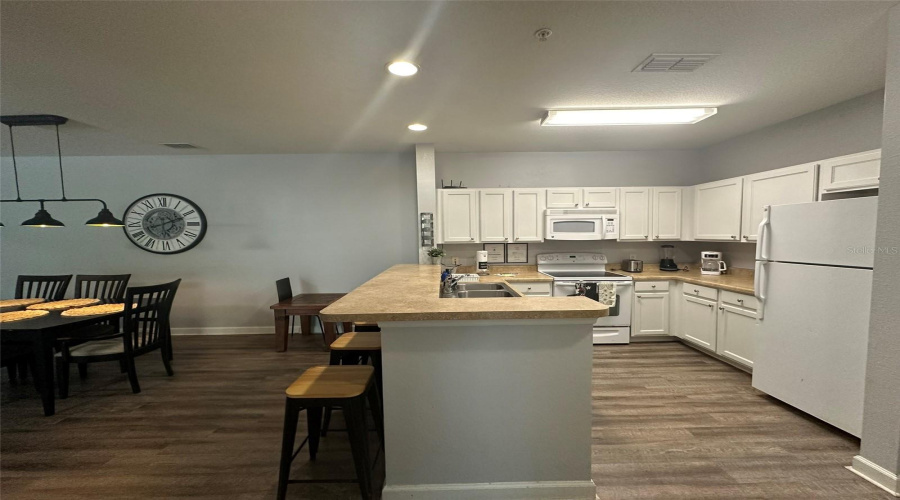 KISSIMMEE, Florida 34747, 3 Bedrooms Bedrooms, ,2 BathroomsBathrooms,Residential,For Sale,FELTRIM,MFRO6297353