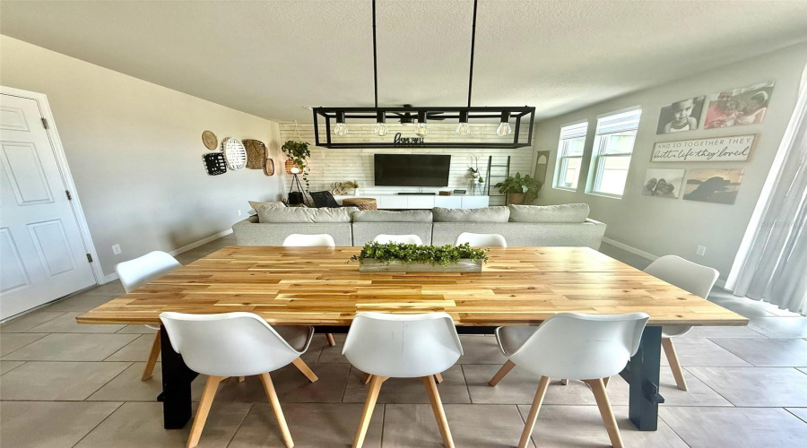 DAVENPORT, Florida 33837, 4 Bedrooms Bedrooms, ,3 BathroomsBathrooms,Residential,For Sale,CONGAREE,0,MFRO6297240