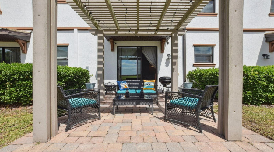 Davenport, Florida 33896, 3 Bedrooms Bedrooms, ,2 Bathroomsbathrooms,Residential,For Sale,Royal St George,Mfro6297662