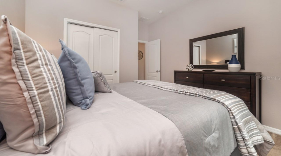 DAVENPORT, Florida 33837, 4 Bedrooms Bedrooms, ,2 BathroomsBathrooms,Residential,For Sale,BRIDGEFORD CROSSING,0,MFRO6296971