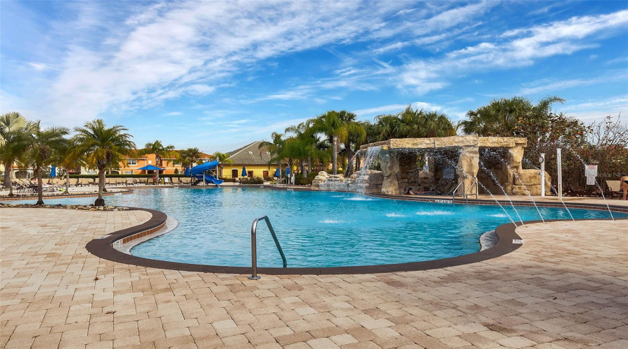 Kissimmee, Florida 34747, 4 Bedrooms Bedrooms, ,3 Bathroomsbathrooms,Residential,For Sale,California Palm,Mfro6296070