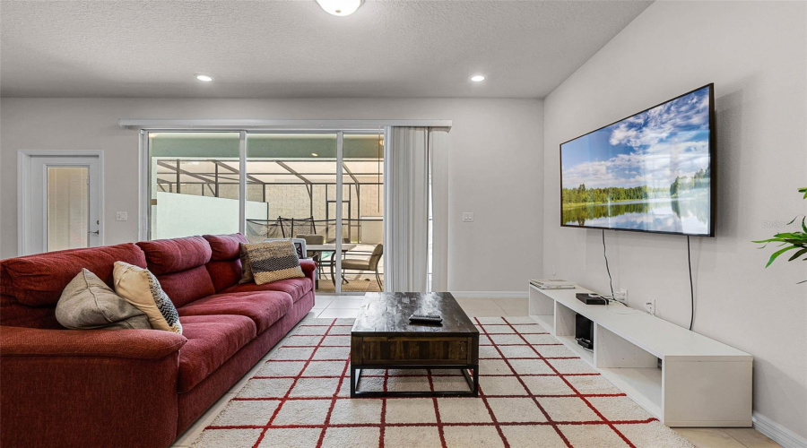 Davenport, Florida 33897, 5 Bedrooms Bedrooms, ,4 Bathroomsbathrooms,Residential,For Sale,Jetty,Mfro6296243
