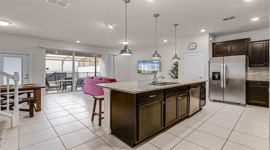 Davenport, Florida 33897, 5 Bedrooms Bedrooms, ,4 Bathroomsbathrooms,Residential,For Sale,Jetty,Mfro6296243