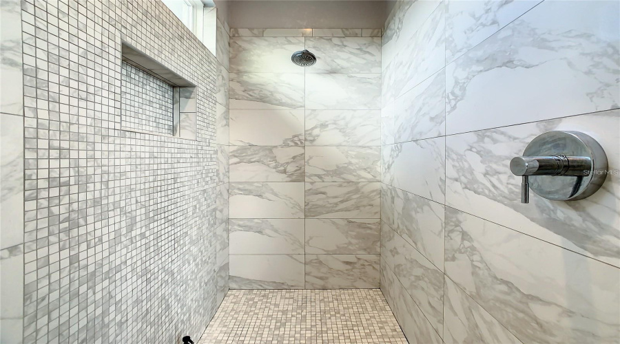 Reunion, Florida 34747, 6 Bedrooms Bedrooms, ,5 Bathroomsbathrooms,Residential,For Sale,Desert Mountain,Mfro6296242