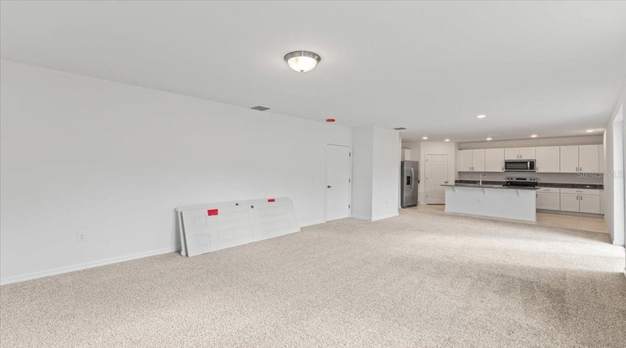 Davenport, Florida 33837, 4 Bedrooms Bedrooms, ,2 Bathroomsbathrooms,Residential,For Sale,White Tail,Mfro6232789