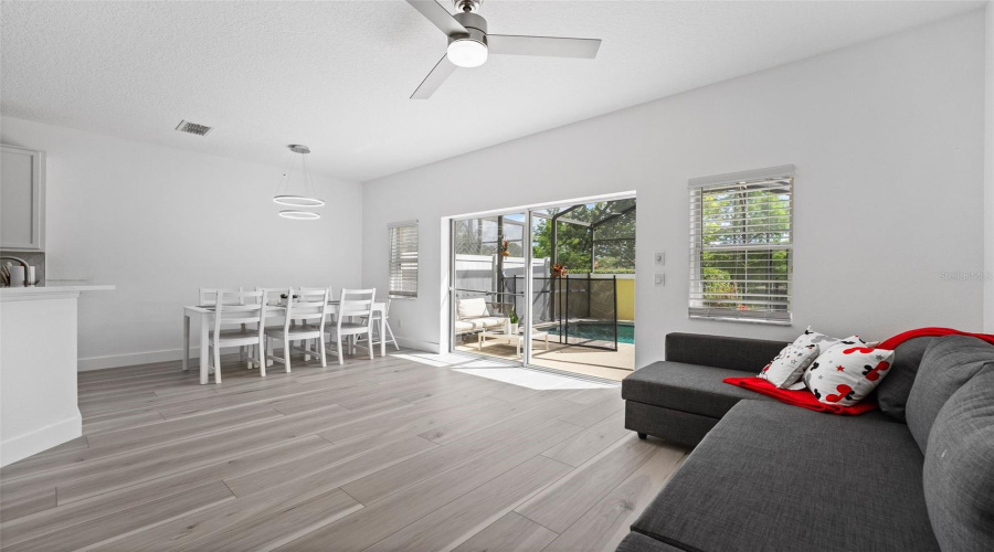 Kissimmee, Florida 34747, 4 Bedrooms Bedrooms, ,3 Bathroomsbathrooms,Residential,For Sale,Yellow Lantana,Mfro6297350