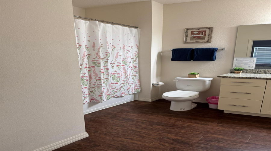 Kissimmee, Florida 34747, 4 Bedrooms Bedrooms, ,3 Bathroomsbathrooms,Residential,For Sale,Shine,Mfrs5124447