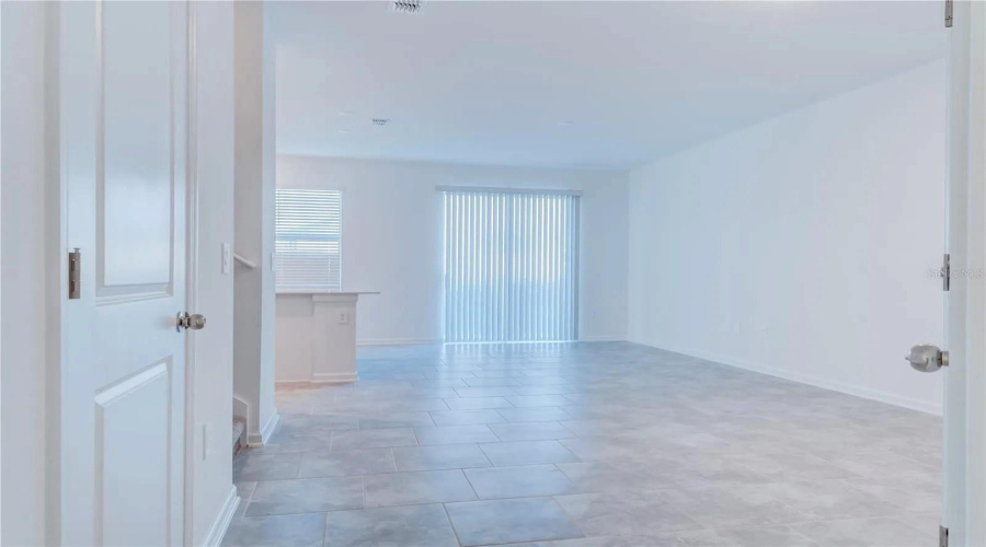 Davenport, Florida 33837, 3 Bedrooms Bedrooms, ,2 Bathroomsbathrooms,Residential,For Sale,Laurent,Mfro6297956