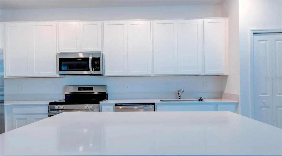 Davenport, Florida 33837, 3 Bedrooms Bedrooms, ,2 Bathroomsbathrooms,Residential,For Sale,Laurent,Mfro6297956
