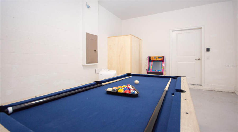 DAVENPORT, Florida 33896, 6 Bedrooms Bedrooms, ,5 BathroomsBathrooms,Residential,For Sale,MULLIGAN,0,MFRO6297920