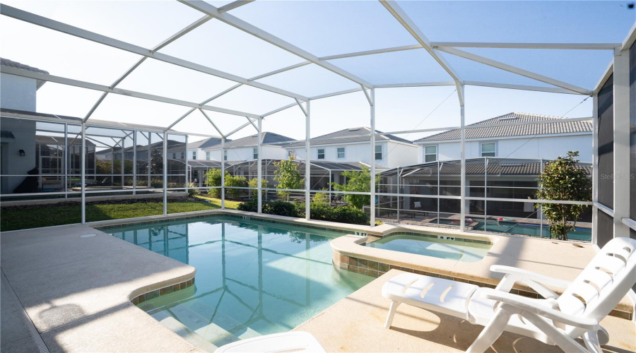 DAVENPORT, Florida 33896, 6 Bedrooms Bedrooms, ,5 BathroomsBathrooms,Residential,For Sale,MULLIGAN,0,MFRO6297920