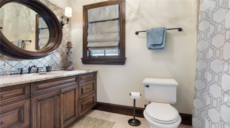 Second floor guest suite #1 full bath