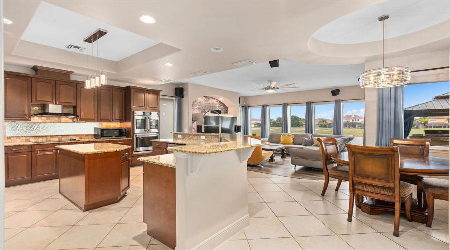 DAVENPORT, Florida 33837, 4 Bedrooms Bedrooms, ,4 BathroomsBathrooms,Residential,For Sale,CALLAWAY,0,MFRS5124540