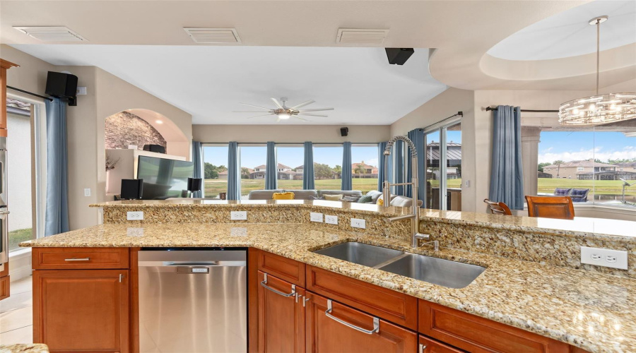 DAVENPORT, Florida 33837, 4 Bedrooms Bedrooms, ,4 BathroomsBathrooms,Residential,For Sale,CALLAWAY,0,MFRS5124540