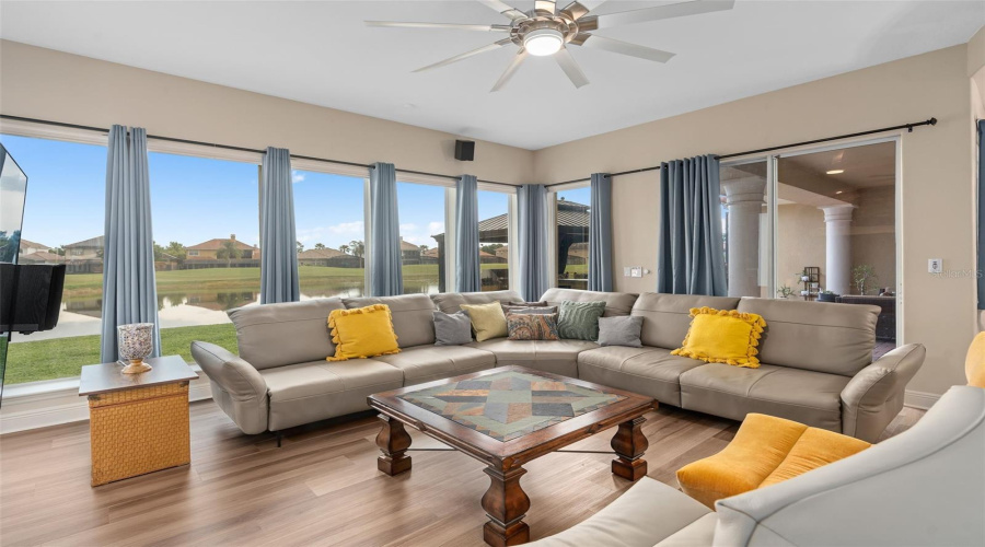DAVENPORT, Florida 33837, 4 Bedrooms Bedrooms, ,4 BathroomsBathrooms,Residential,For Sale,CALLAWAY,0,MFRS5124540