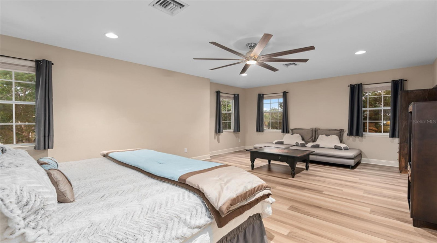 DAVENPORT, Florida 33837, 4 Bedrooms Bedrooms, ,4 BathroomsBathrooms,Residential,For Sale,CALLAWAY,0,MFRS5124540