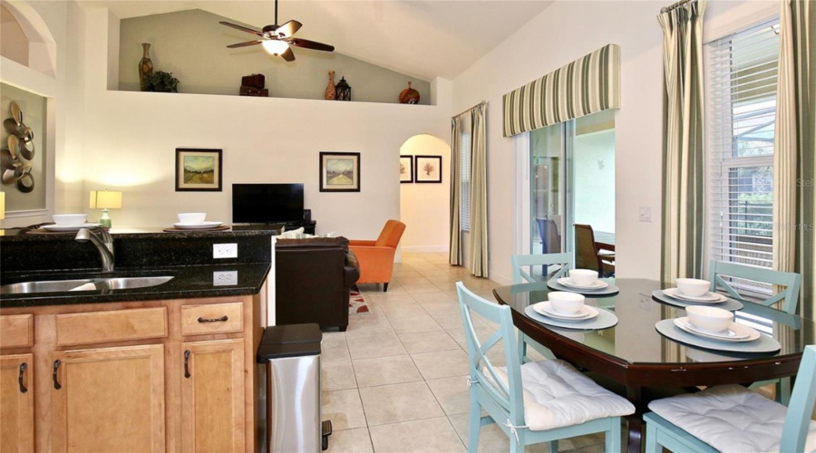 DAVENPORT, Florida 33837, 4 Bedrooms Bedrooms, ,3 BathroomsBathrooms,Residential,For Sale,OAKTREE,0,MFRS5124292