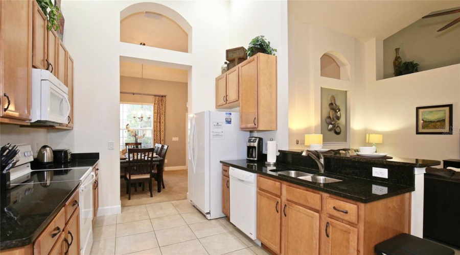 DAVENPORT, Florida 33837, 4 Bedrooms Bedrooms, ,3 BathroomsBathrooms,Residential,For Sale,OAKTREE,0,MFRS5124292