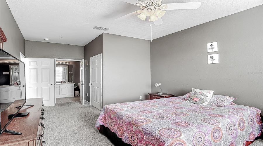 KISSIMMEE, Florida 34747, 3 Bedrooms Bedrooms, ,2 BathroomsBathrooms,Residential,For Sale,SILVER PALM,0,MFRG5095431