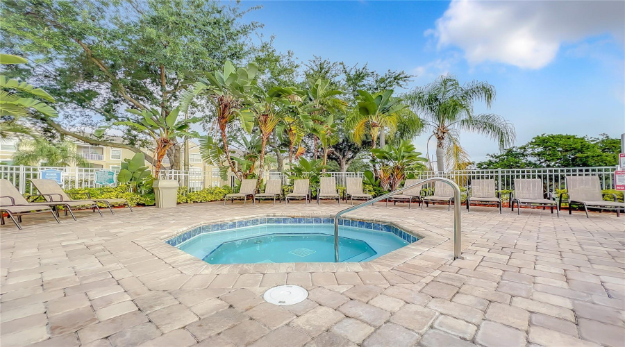 KISSIMMEE, Florida 34747, 3 Bedrooms Bedrooms, ,2 BathroomsBathrooms,Residential,For Sale,SILVER PALM,0,MFRG5095431