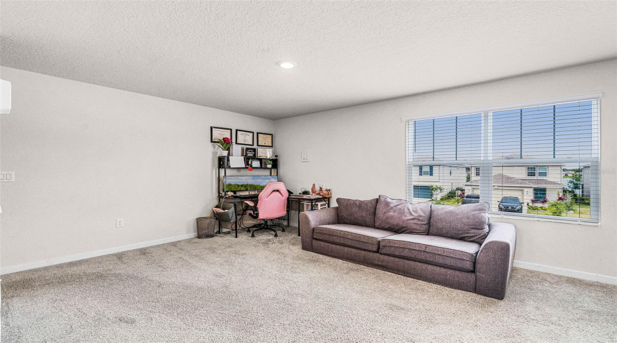 KISSIMMEE, Florida 34746, 4 Bedrooms Bedrooms, ,2 BathroomsBathrooms,Residential,For Sale,ROYAL POINT,0,MFRO6296744