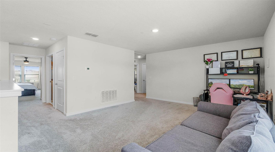 KISSIMMEE, Florida 34746, 4 Bedrooms Bedrooms, ,2 BathroomsBathrooms,Residential,For Sale,ROYAL POINT,0,MFRO6296744