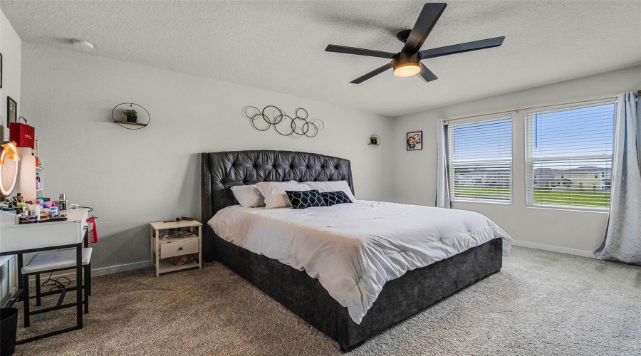KISSIMMEE, Florida 34746, 4 Bedrooms Bedrooms, ,2 BathroomsBathrooms,Residential,For Sale,ROYAL POINT,0,MFRO6296744