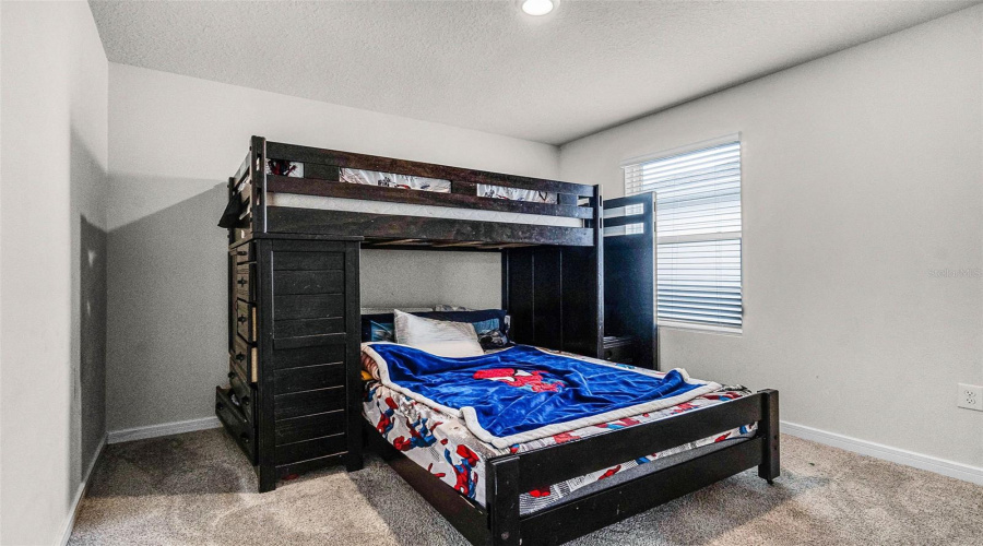 KISSIMMEE, Florida 34746, 4 Bedrooms Bedrooms, ,2 BathroomsBathrooms,Residential,For Sale,ROYAL POINT,0,MFRO6296744