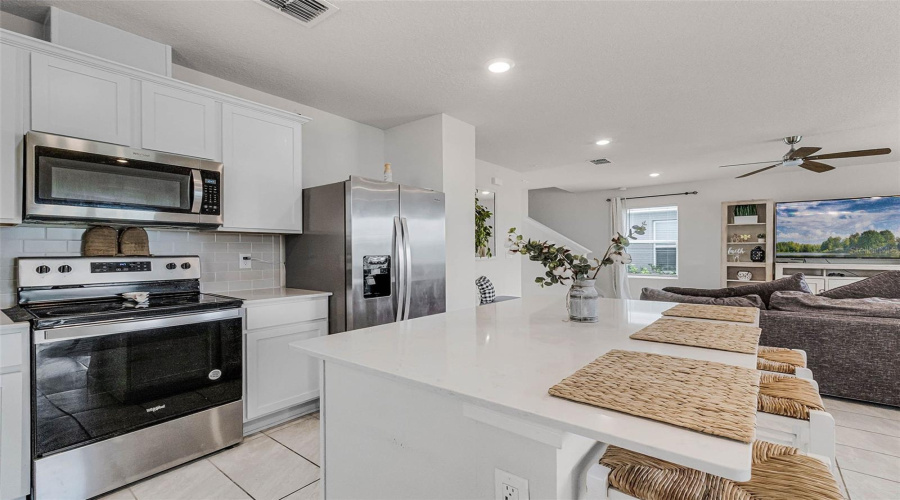 KISSIMMEE, Florida 34746, 4 Bedrooms Bedrooms, ,2 BathroomsBathrooms,Residential,For Sale,ROYAL POINT,0,MFRO6296744