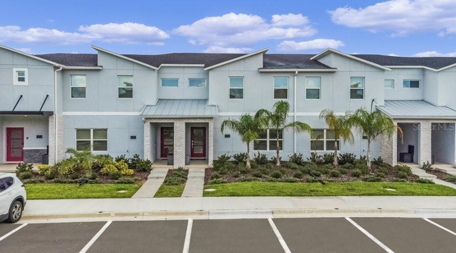 Davenport, Florida 33896, 4 Bedrooms Bedrooms, ,3 Bathroomsbathrooms,Residential,For Sale,Kingsbarn,Mfro6297853