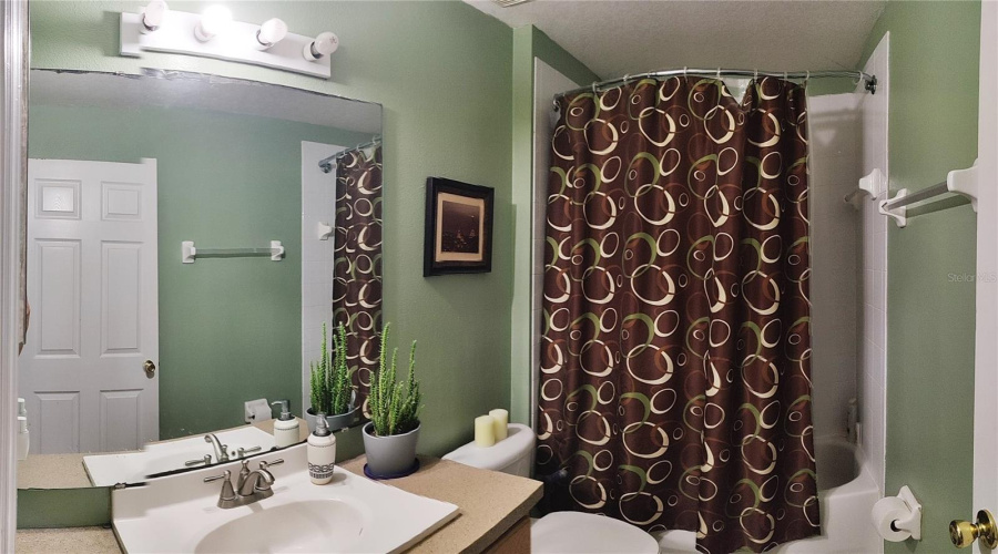 DAVENPORT, Florida 33897, 3 Bedrooms Bedrooms, ,2 BathroomsBathrooms,Residential,For Sale,CHESHIRE,0,MFRTB8372212