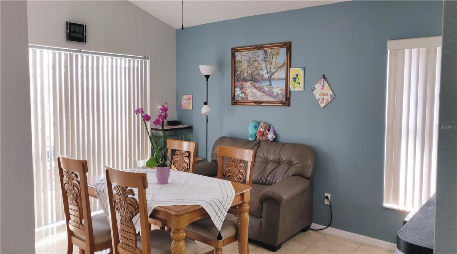 DAVENPORT, Florida 33897, 3 Bedrooms Bedrooms, ,2 BathroomsBathrooms,Residential,For Sale,CHESHIRE,0,MFRTB8372212
