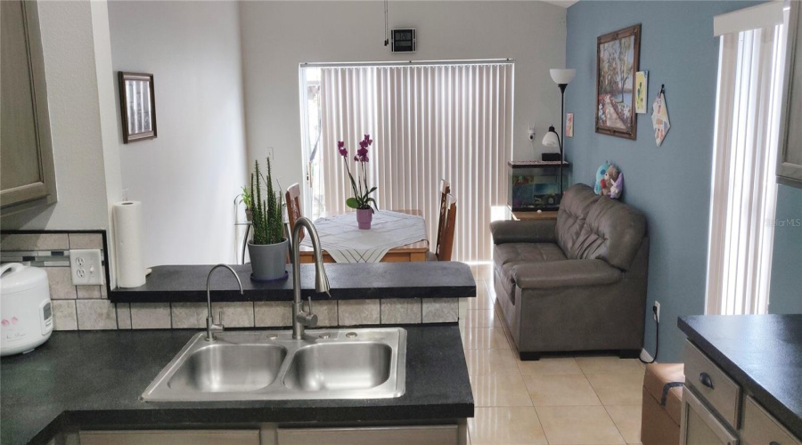 DAVENPORT, Florida 33897, 3 Bedrooms Bedrooms, ,2 BathroomsBathrooms,Residential,For Sale,CHESHIRE,0,MFRTB8372212