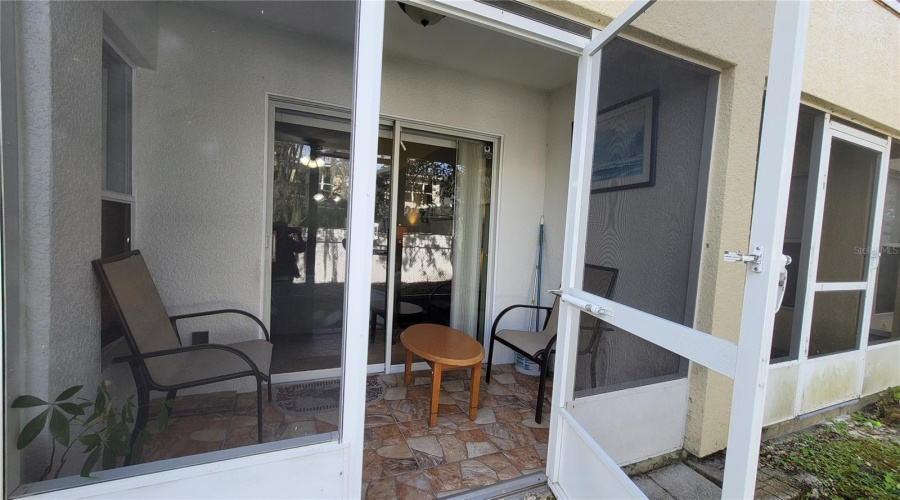 Screened in Lanai