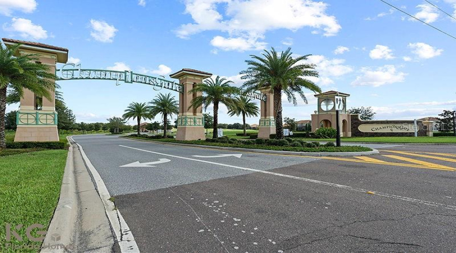 DAVENPORT, Florida 33896, 4 Bedrooms Bedrooms, ,3 BathroomsBathrooms,Residential,For Sale,DOGLEG DR,MFRS5124195