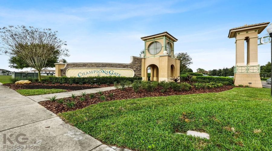 DAVENPORT, Florida 33896, 4 Bedrooms Bedrooms, ,3 BathroomsBathrooms,Residential,For Sale,DOGLEG DR,MFRS5124195