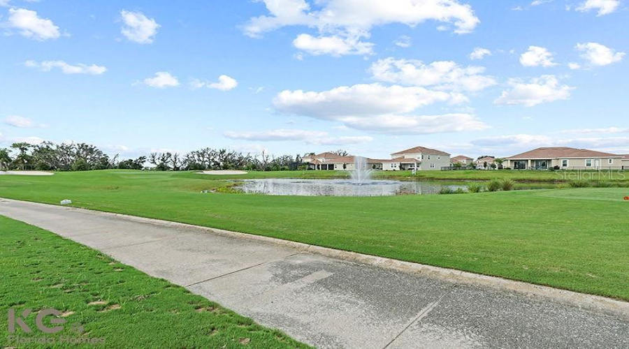 DAVENPORT, Florida 33896, 4 Bedrooms Bedrooms, ,3 BathroomsBathrooms,Residential,For Sale,DOGLEG DR,MFRS5124195
