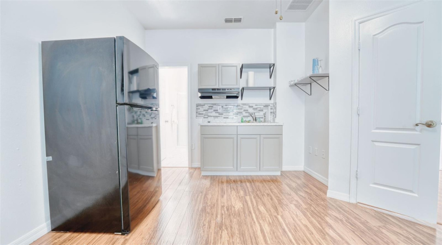 Studio Kitchenette