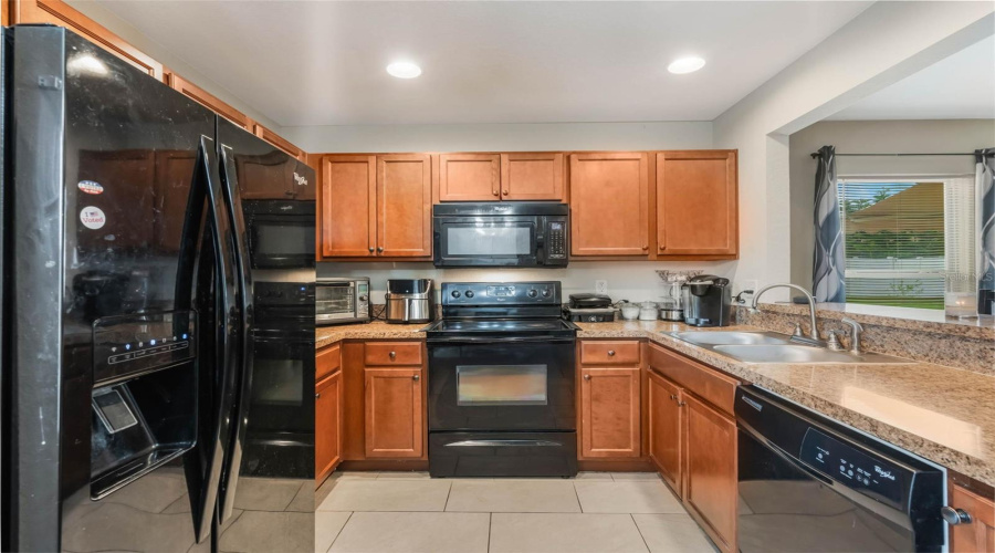 Davenport, Florida 33837, 3 Bedrooms Bedrooms, ,2 Bathroomsbathrooms,Residential,For Sale,Highland Meadows,Mfro6298316