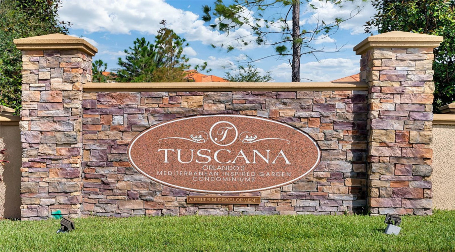Davenport, Florida 33896, 2 Bedrooms Bedrooms, ,2 Bathroomsbathrooms,Residential,For Sale,Tuscan,Mfrs5124635