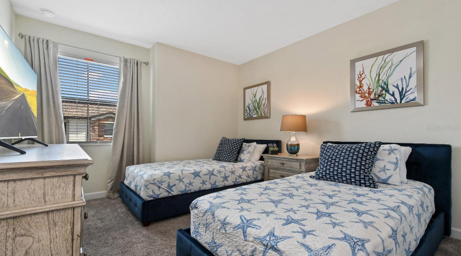 DAVENPORT, Florida 33896, 3 Bedrooms Bedrooms, ,2 BathroomsBathrooms,Residential,For Sale,ZOELLER HILLS,0,MFRO6298818