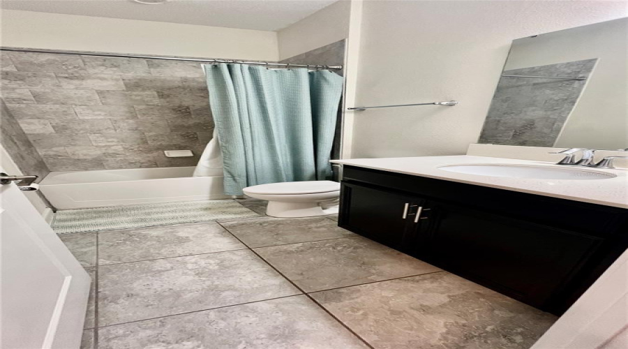 DAVENPORT, Florida 33896, 3 Bedrooms Bedrooms, ,2 BathroomsBathrooms,Residential,For Sale,ZOELLER HILLS,0,MFRO6298818