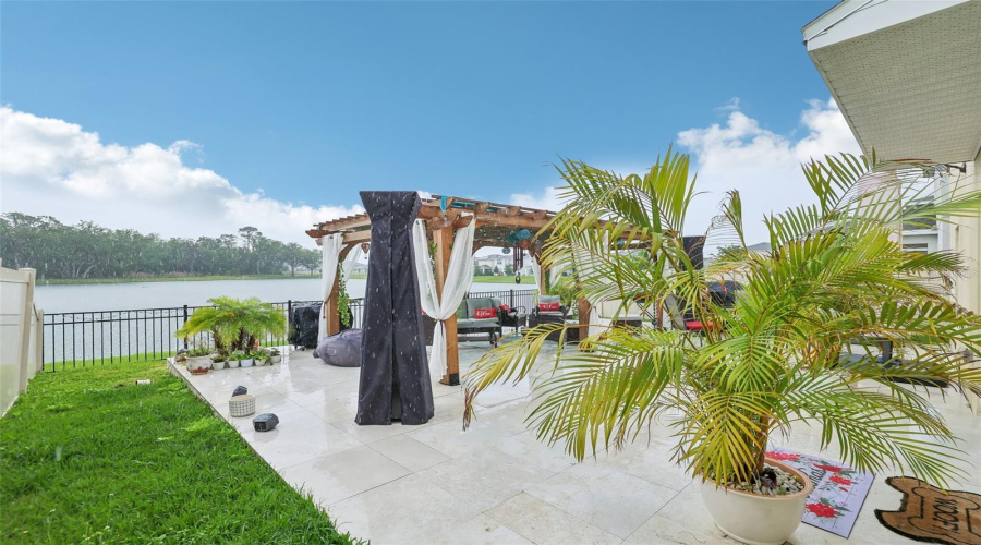 Kissimmee, Florida 34746, 4 Bedrooms Bedrooms, ,2 Bathroomsbathrooms,Residential,For Sale,Royal Point,Mfro6298695