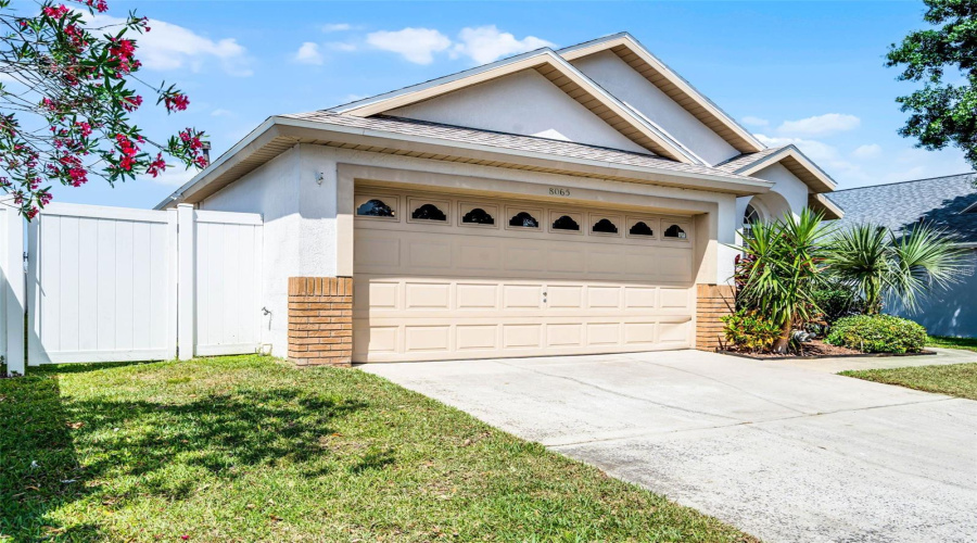 Kissimmee, Florida 34747, 4 Bedrooms Bedrooms, ,3 Bathroomsbathrooms,Residential,For Sale,Indian Creek,Mfrs5124640