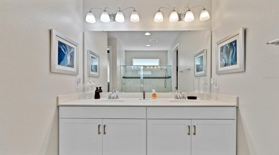 KISSIMMEE, Florida 34747, 9 Bedrooms Bedrooms, ,6 BathroomsBathrooms,Residential,For Sale,PELICAN COVE,0,MFRO6298547