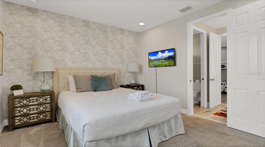 KISSIMMEE, Florida 34747, 9 Bedrooms Bedrooms, ,6 BathroomsBathrooms,Residential,For Sale,PELICAN COVE,0,MFRO6298547