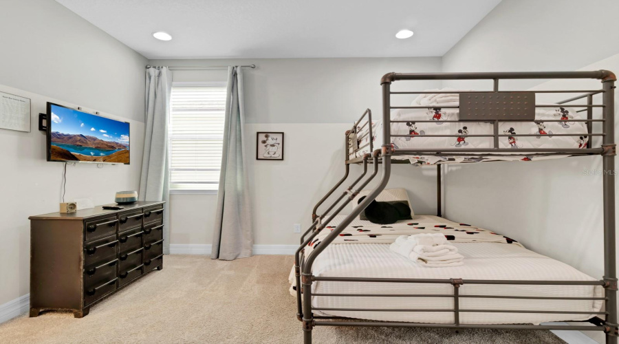 KISSIMMEE, Florida 34747, 9 Bedrooms Bedrooms, ,6 BathroomsBathrooms,Residential,For Sale,PELICAN COVE,0,MFRO6298547