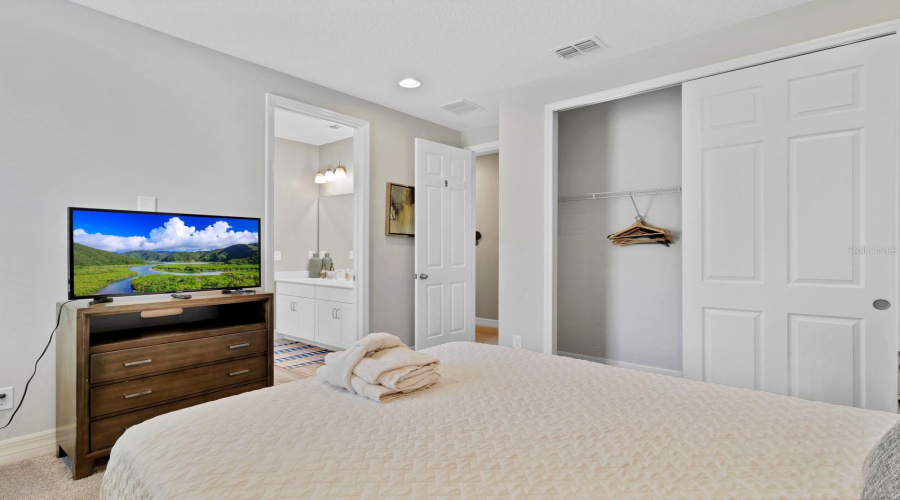KISSIMMEE, Florida 34747, 9 Bedrooms Bedrooms, ,6 BathroomsBathrooms,Residential,For Sale,PELICAN COVE,0,MFRO6298547